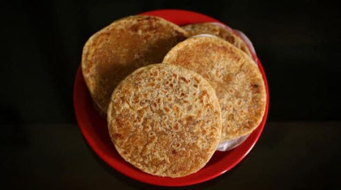 Holige Mane Figs Holige Bobbatlu Puran Poli